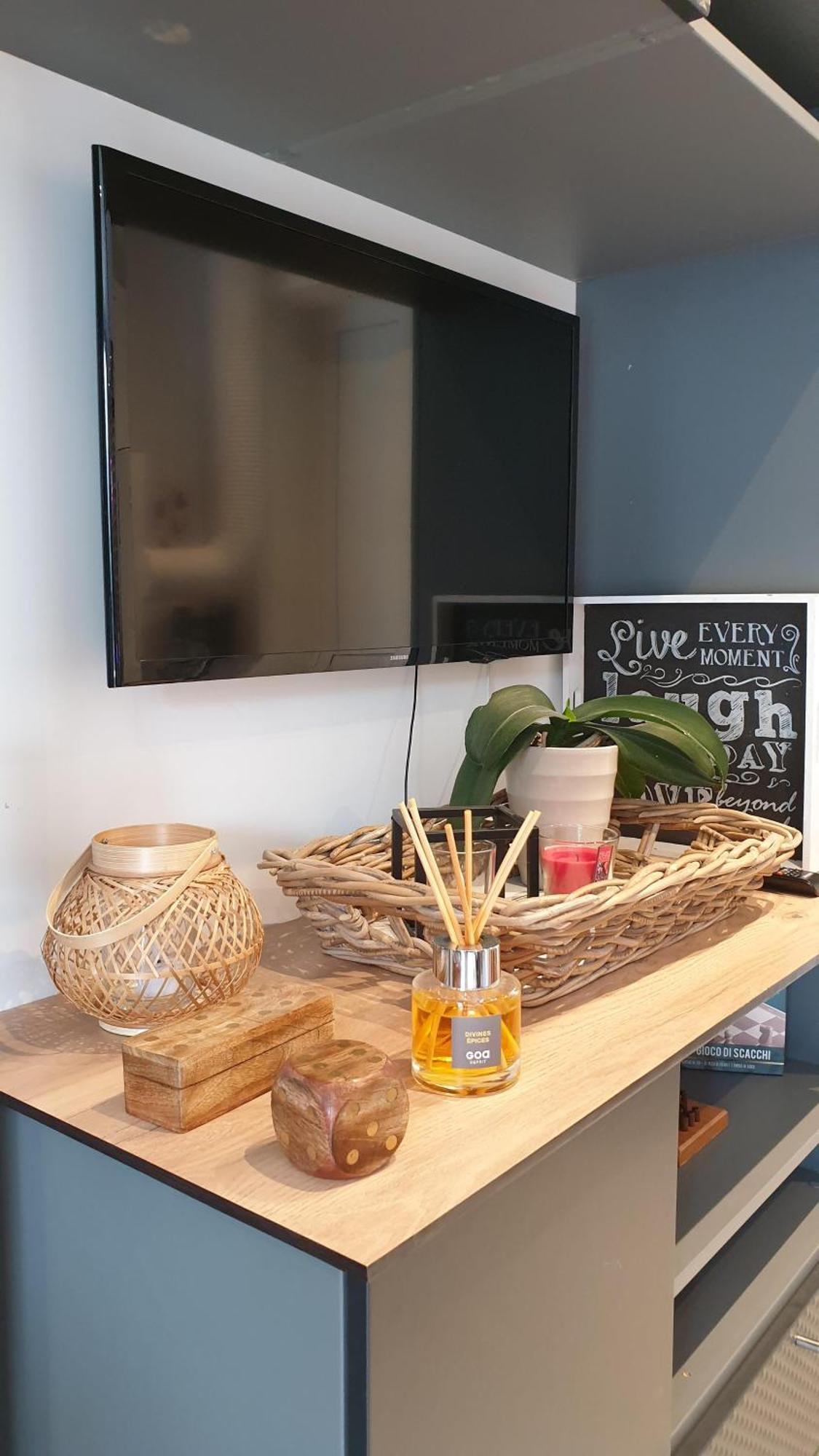 Gary Suite - Studio Cosy, Spa Et Jardin Privatif A 4 Min De Cambrai Awoingt Eksteriør billede